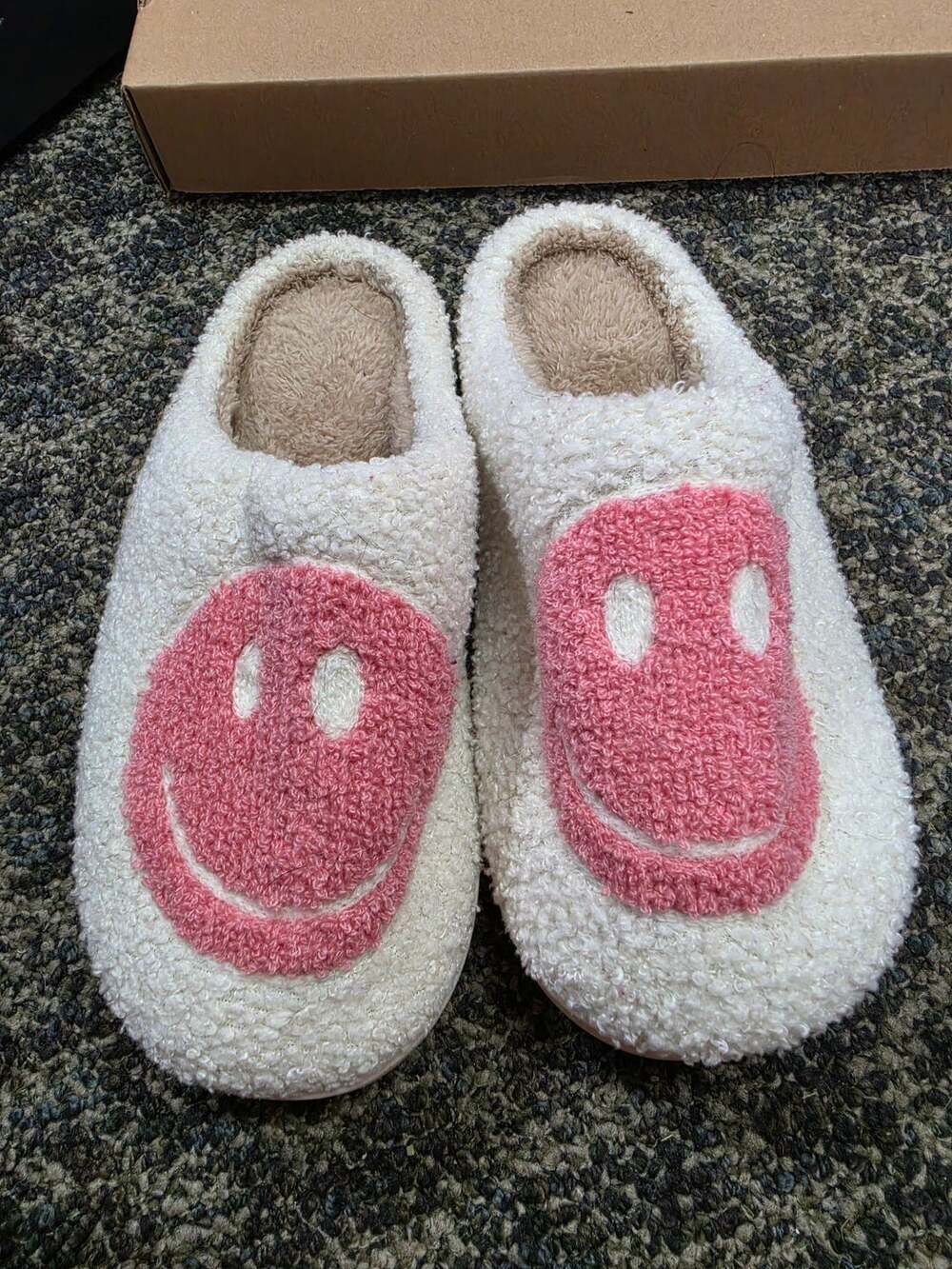 MIA Cozi Happy Face Clog Slippers White Pink